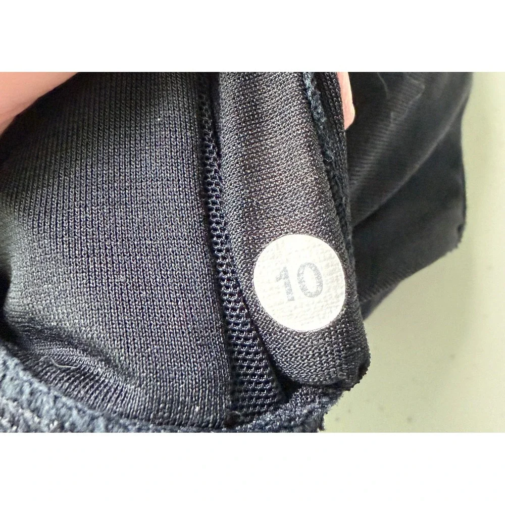 Lululemon Free To Be Serene Bra Size 10 Black - Picture 3 of 4